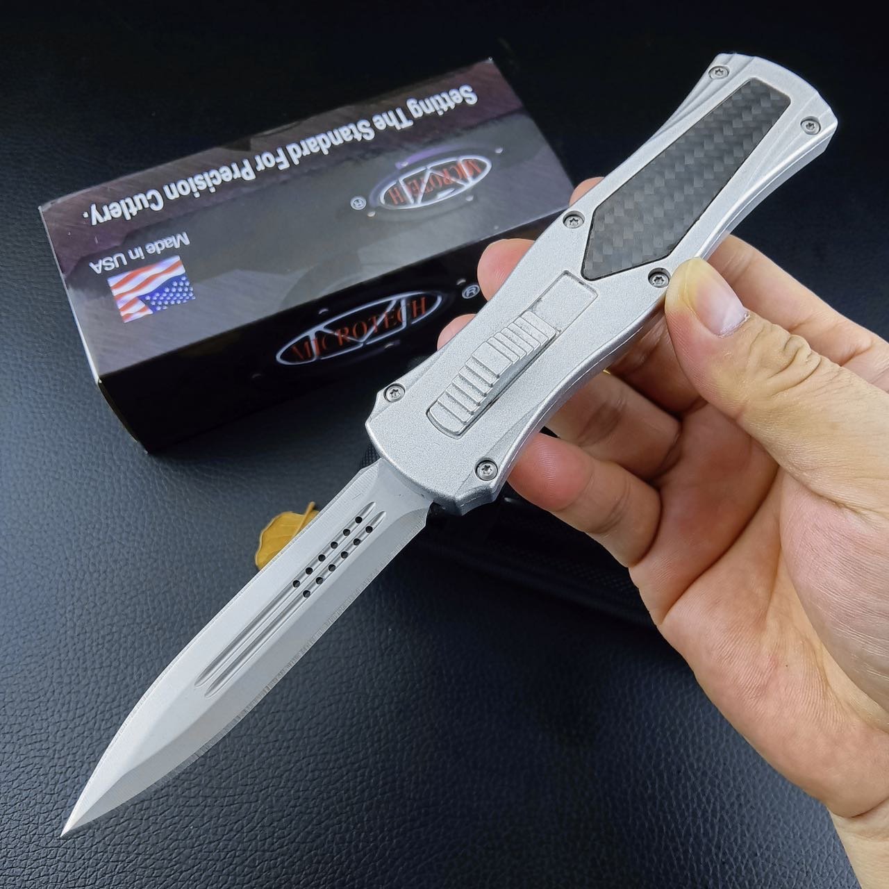 2819b32d-189e-47c7-870f-30d59ff4ffd8.jpeg Number 4 OTF OTF Knife