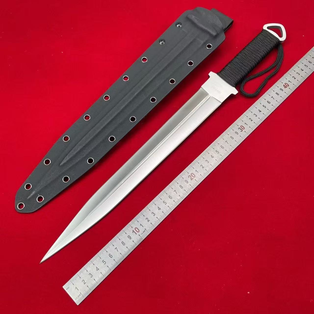5d265540-852d-4cd3-b5c3-2f7714e0bb29.jpeg United Legendary Sword Fixed Blade Knife