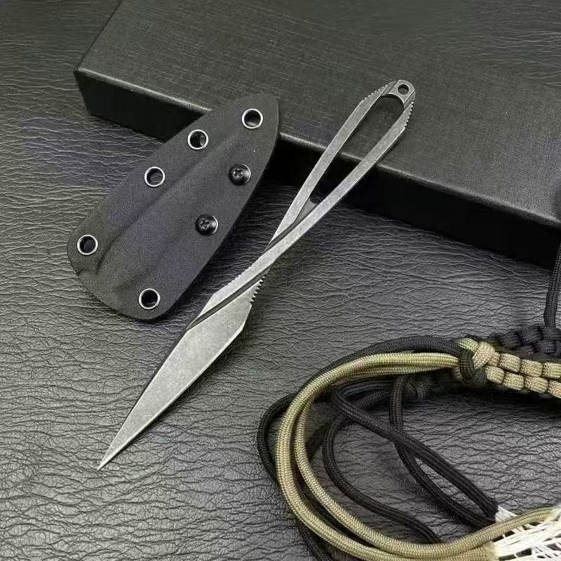 950f5dc5-faeb-4dad-b662-8834202f842d.jpeg Triangular Spines Fixed Blade Knife