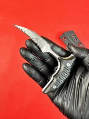 Bee Push Dagger
