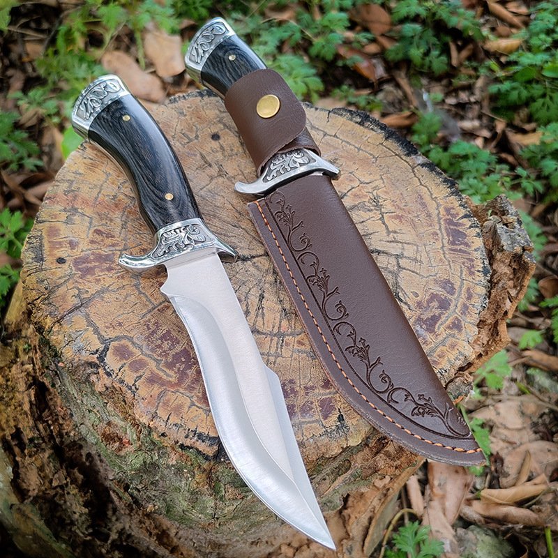 fa50e73c-8915-4000-9e4c-c392c8205407.jpeg Breaking The Ice With A Small Straightness Fixed Blade Knife